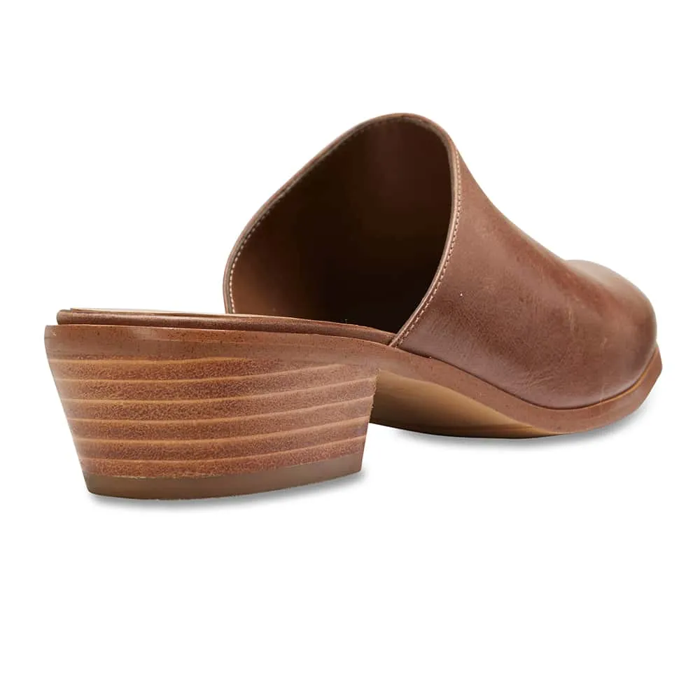 Nevada Heel in Chestnut Leather