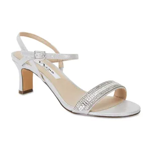 Noela Heel in True Silver