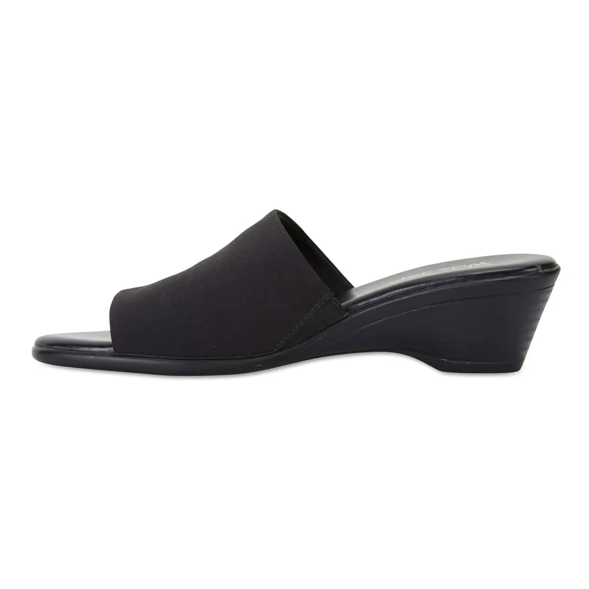 Orient Heel in Black Fabric
