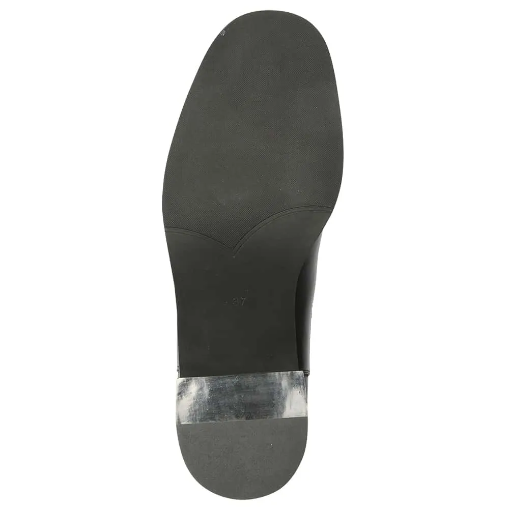 Oxford Boot in Black Leather