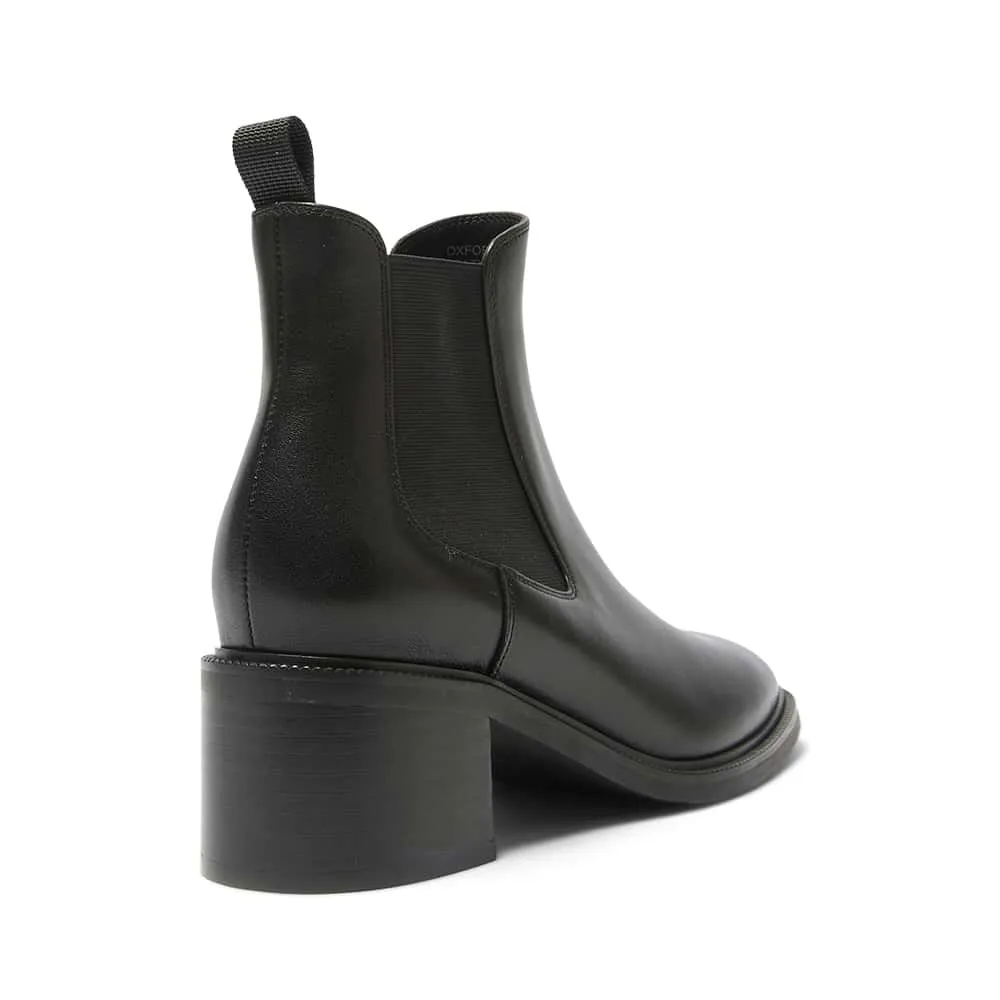 Oxford Boot in Black Leather