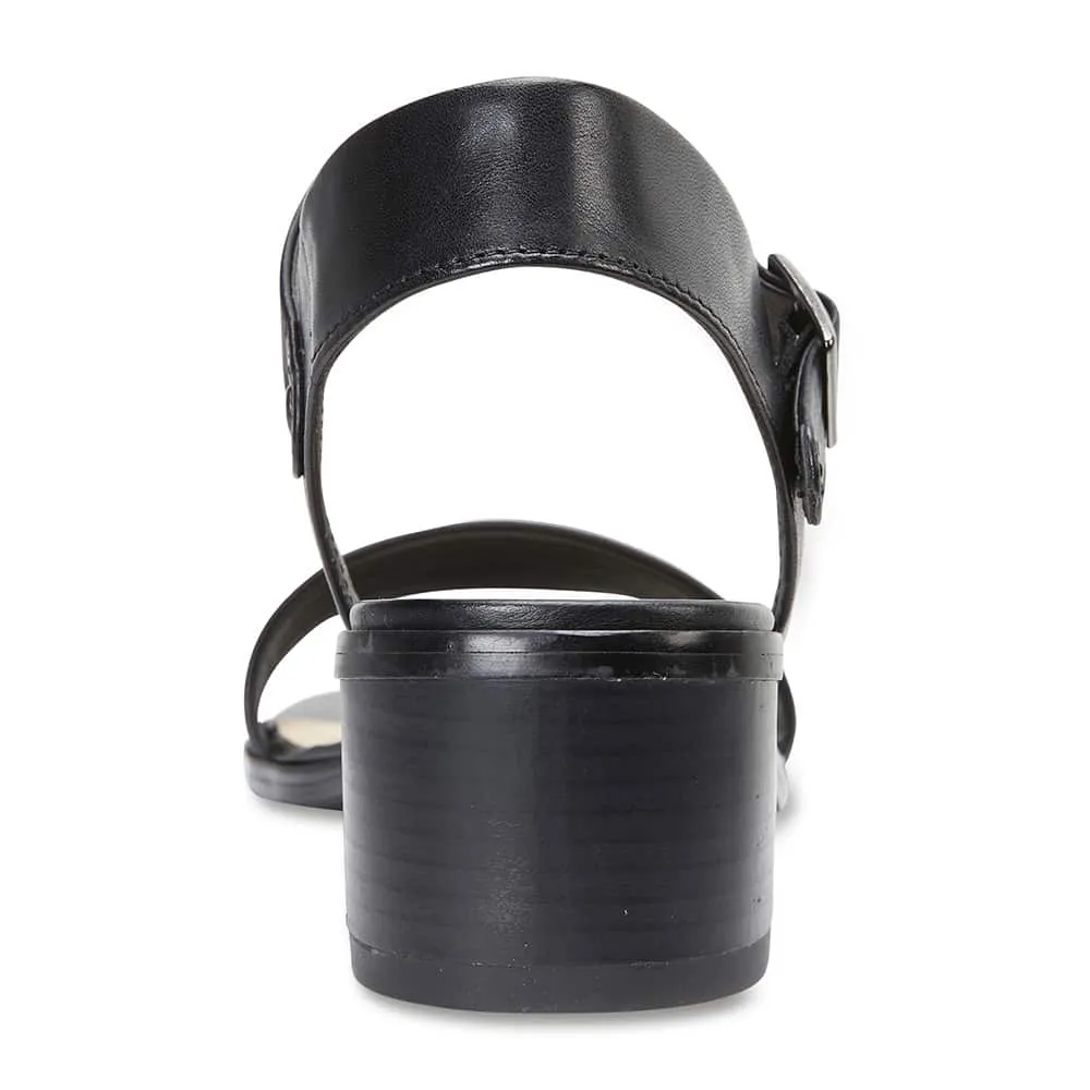 Pluto Heel in Black Leather