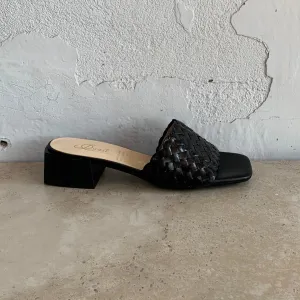 Quait 23026 Nero