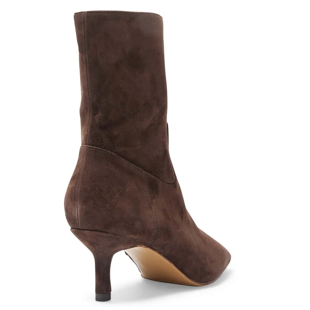 Rogue Boot in Chocolate Suede Suede