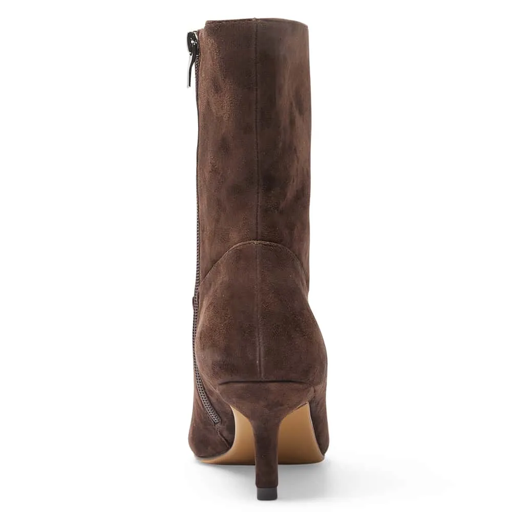 Rogue Boot in Chocolate Suede Suede