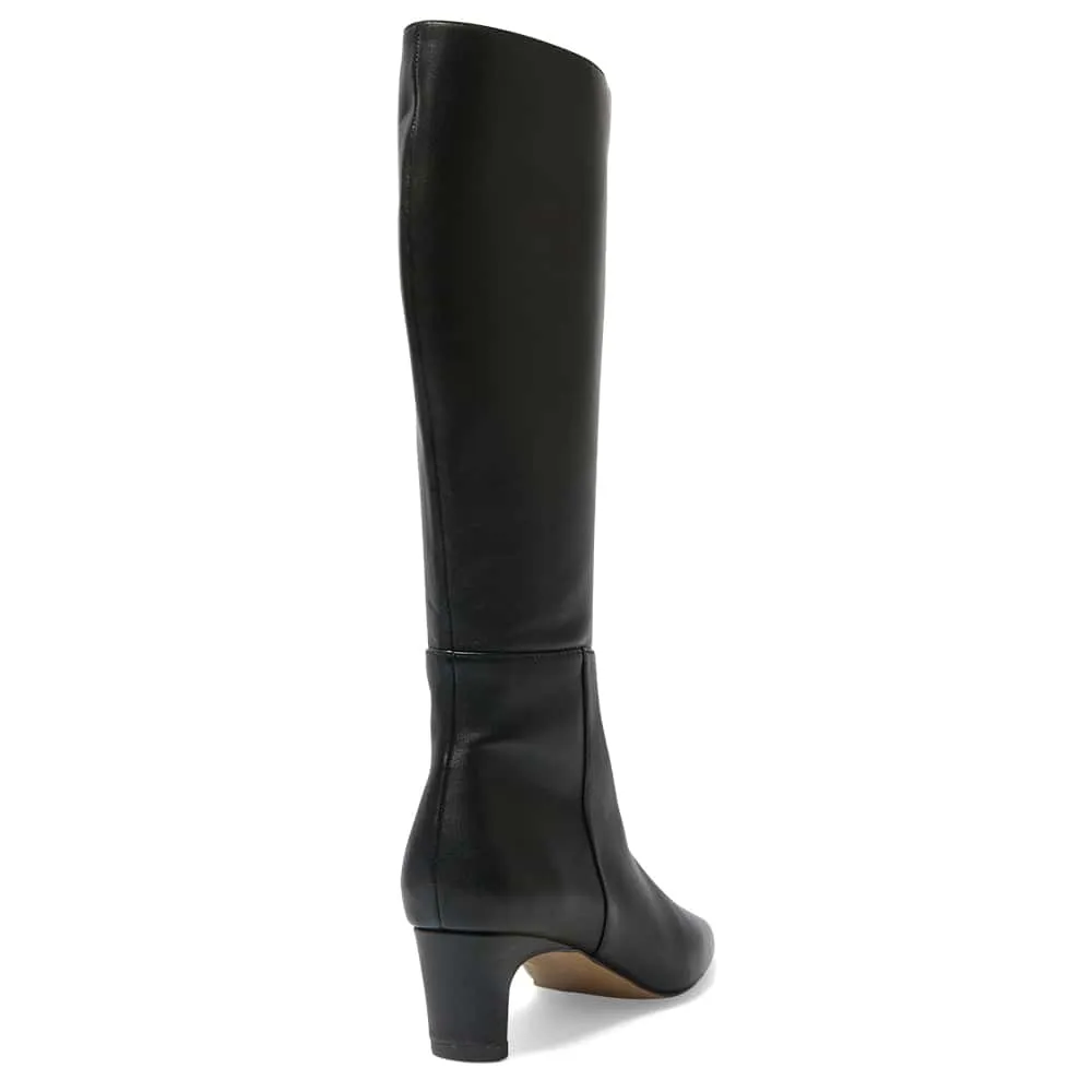 Salute Boot in Black Leather