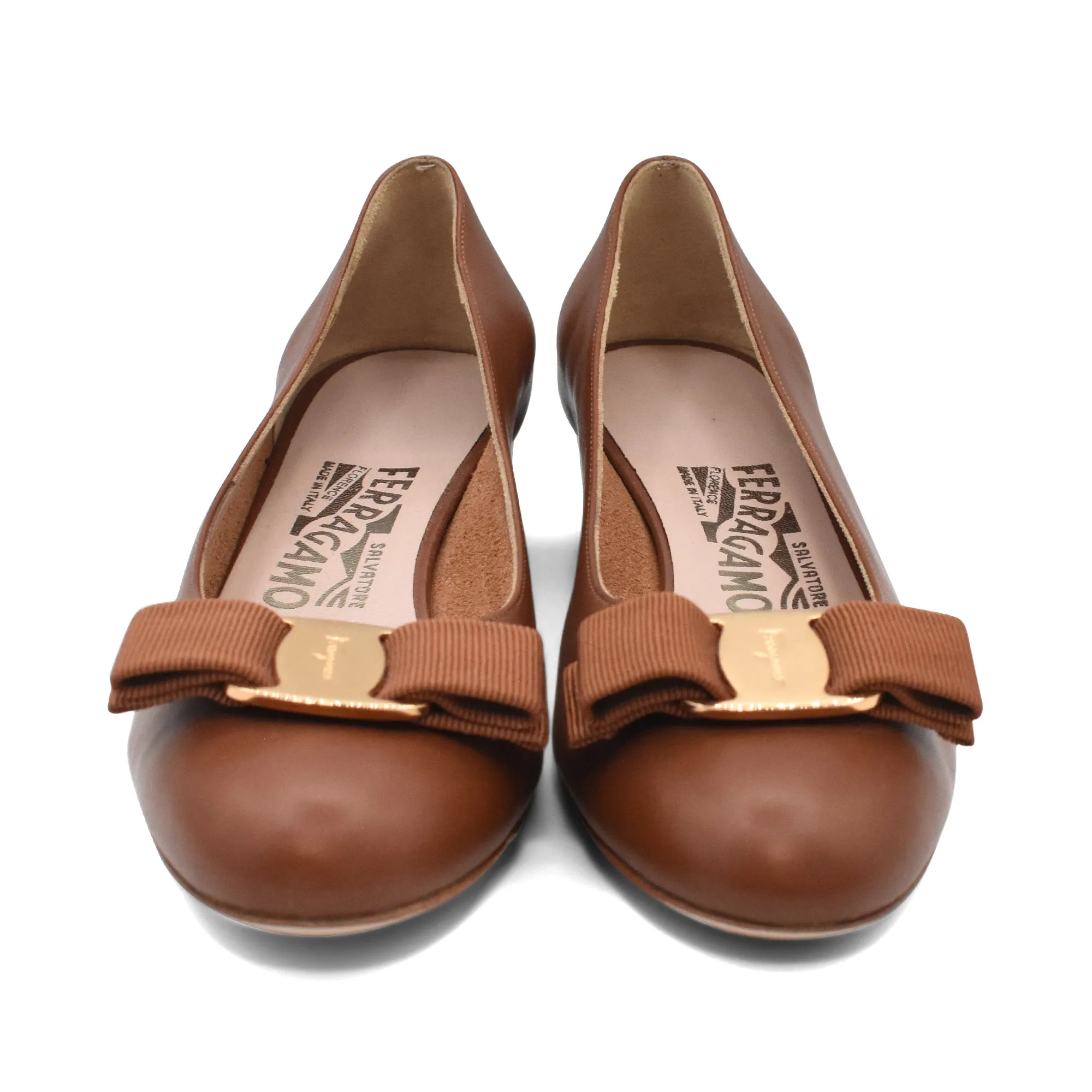Salvatore Ferragamo 'Vara Bow' Pumps - Women's 6