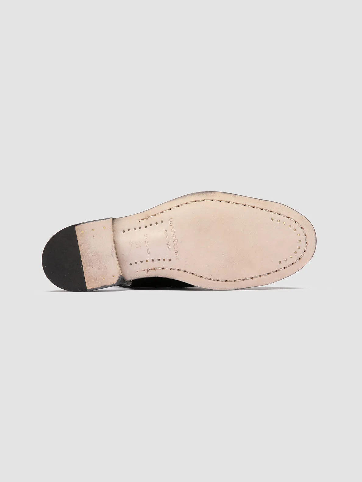 SOLITUDE 102 - Black Leather Slingback