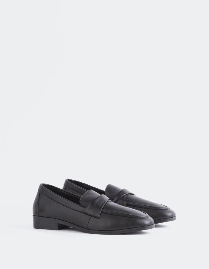 Splice Black Leather