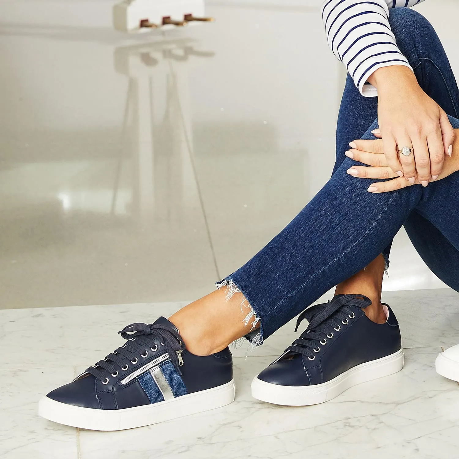 Sprint: Navy Leather & Denim