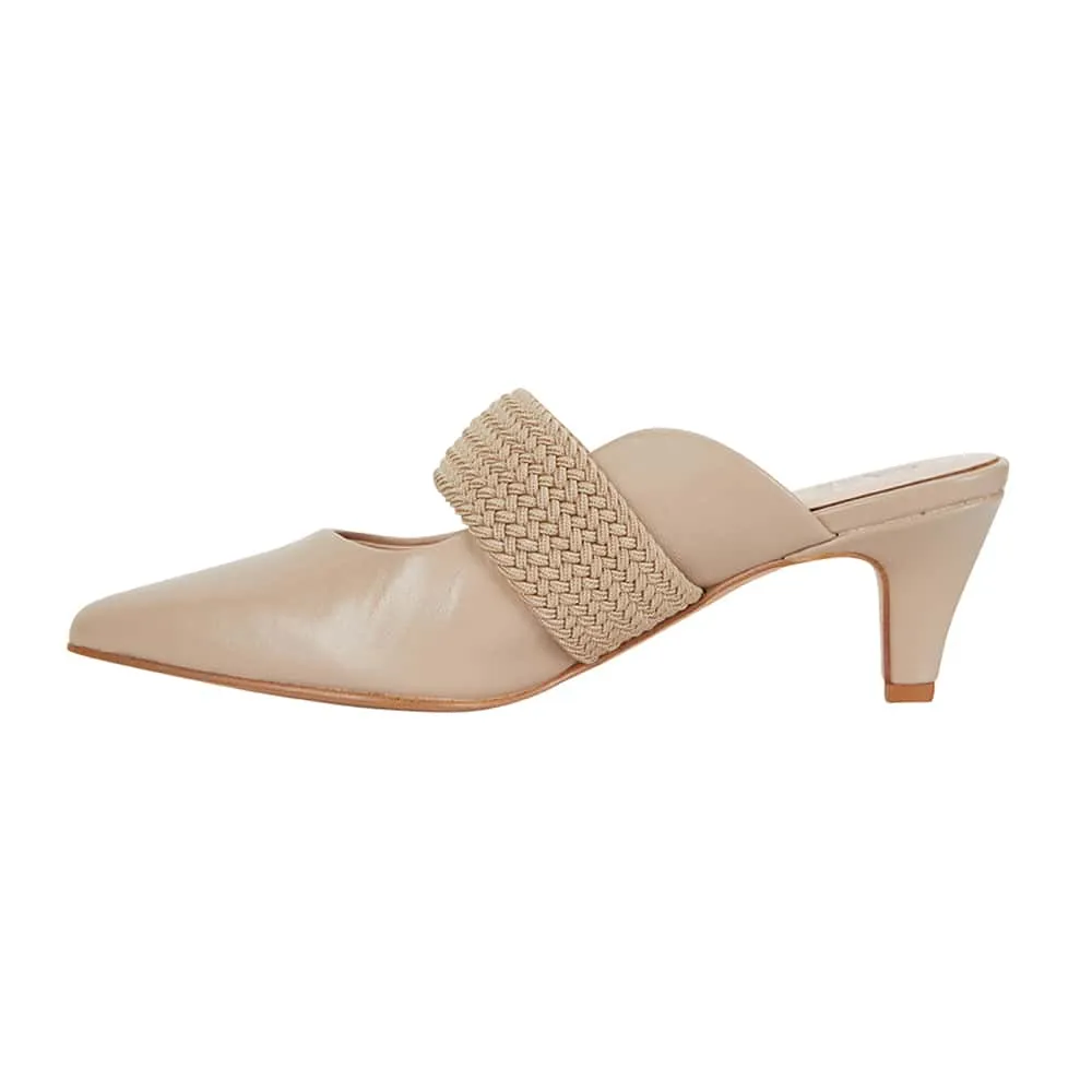 Symbol Heel in Nude Leather