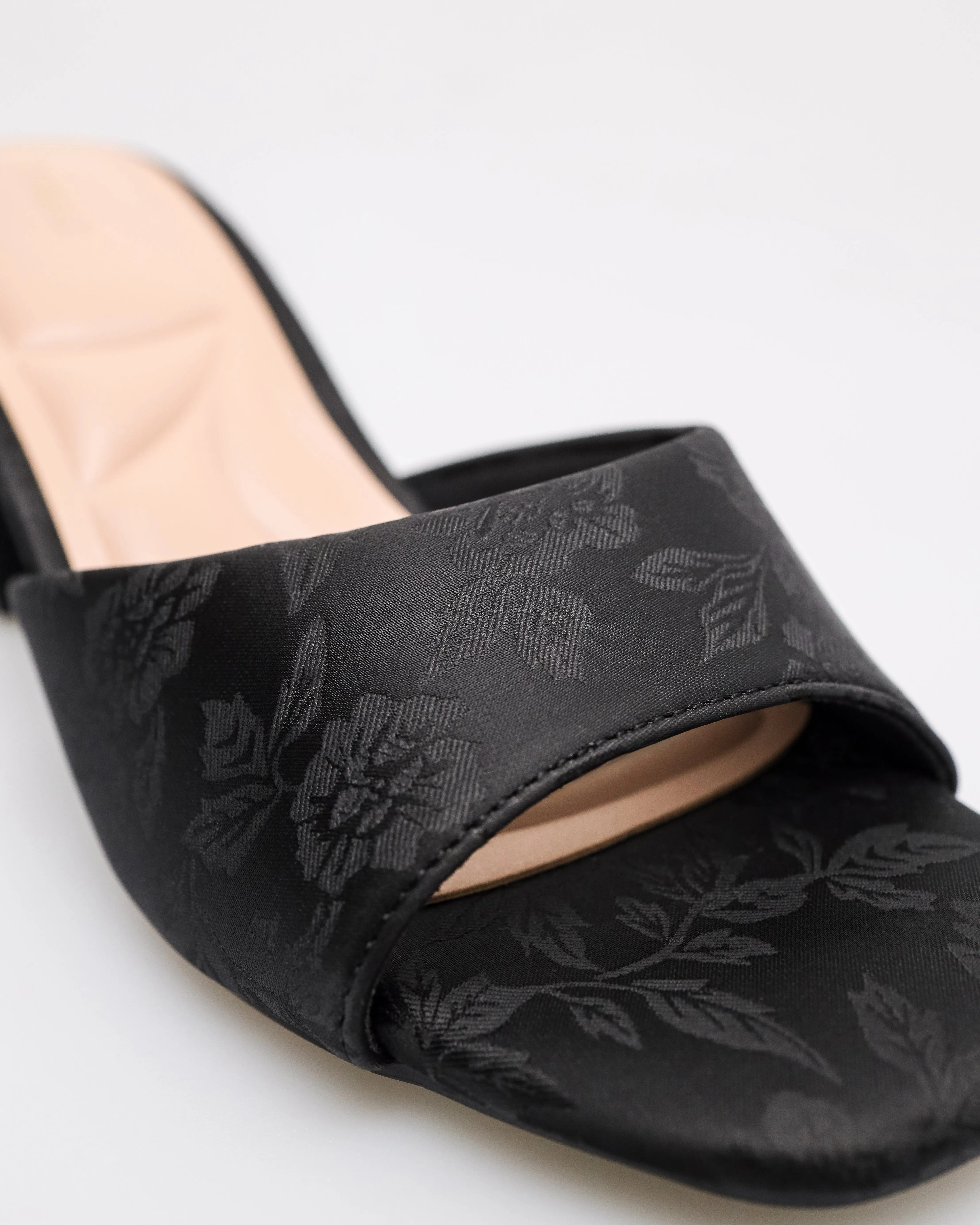 Tomaz NN463 Ladies Floral Block Heel