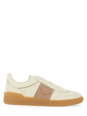 Upvillage" Sneaker