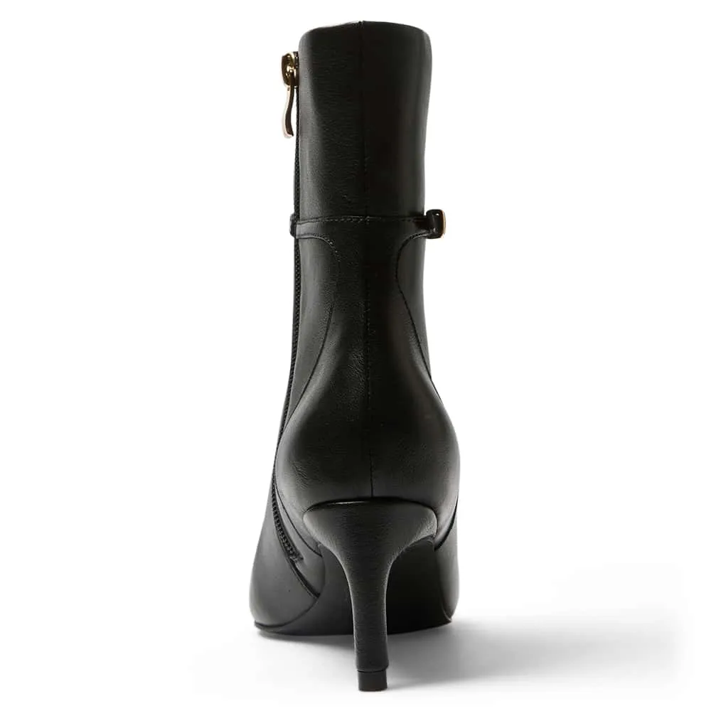 Urgent Boot in Black Leather