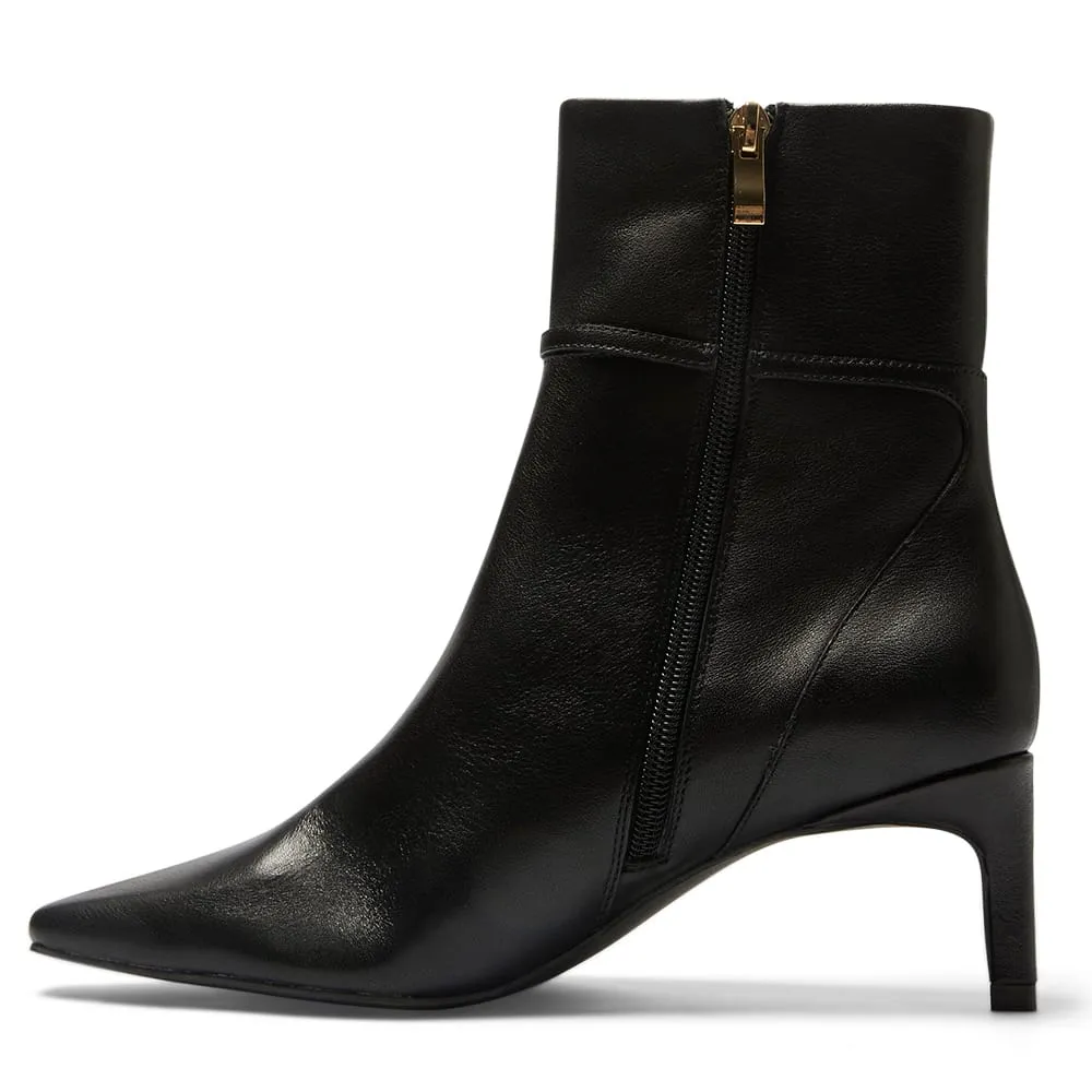 Urgent Boot in Black Leather