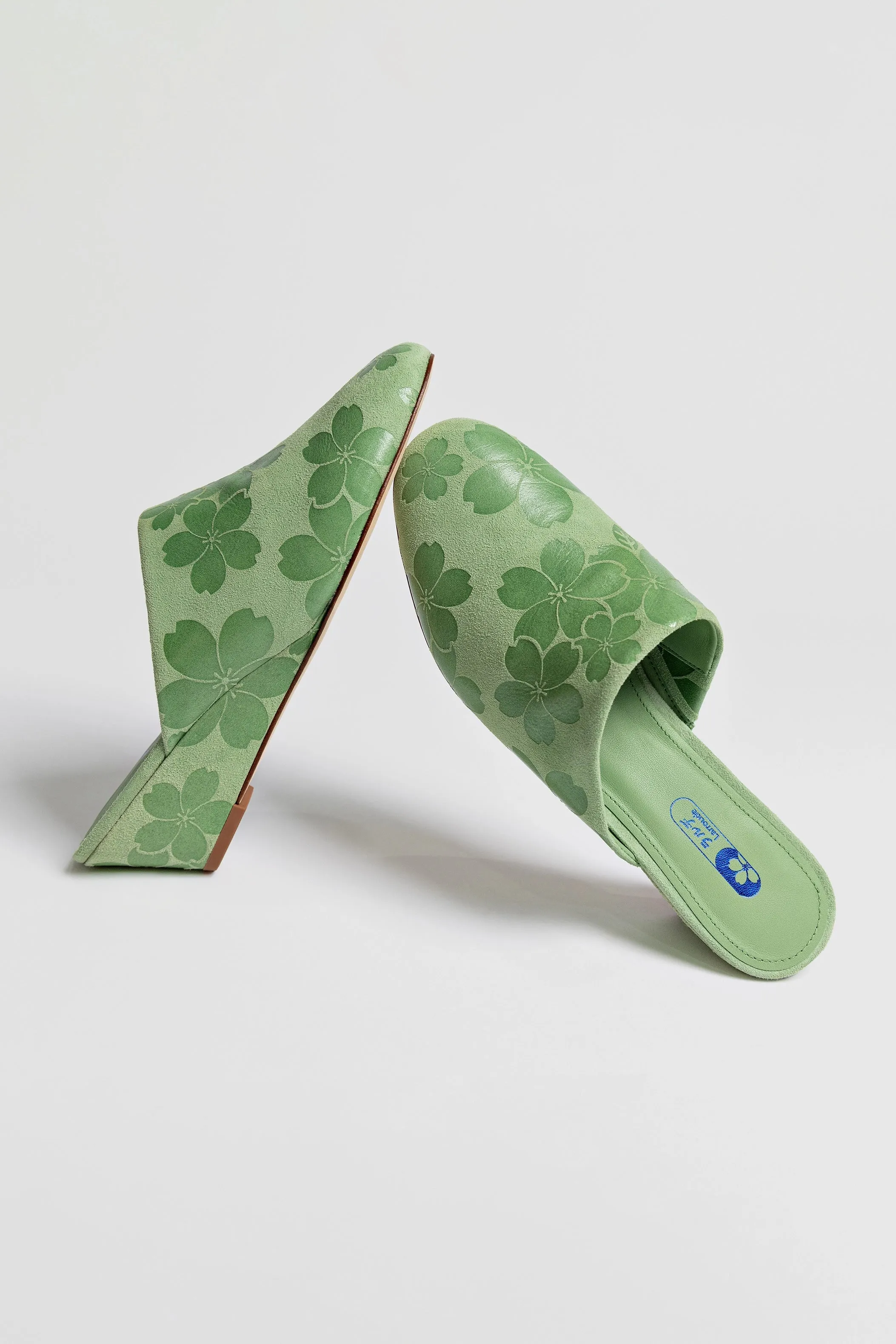 Venice Wedge In Pistacchio Sakura Printed Suede