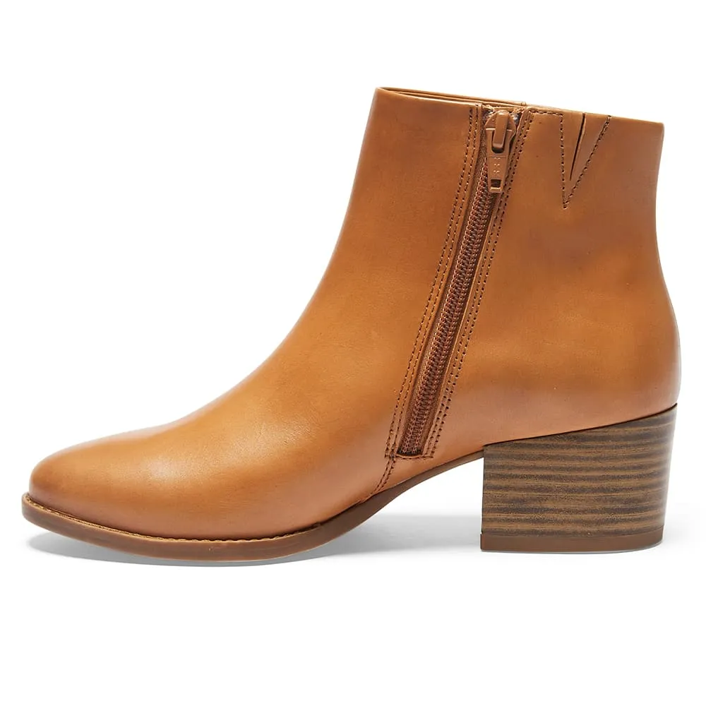 Vera Boot in Tan Leather