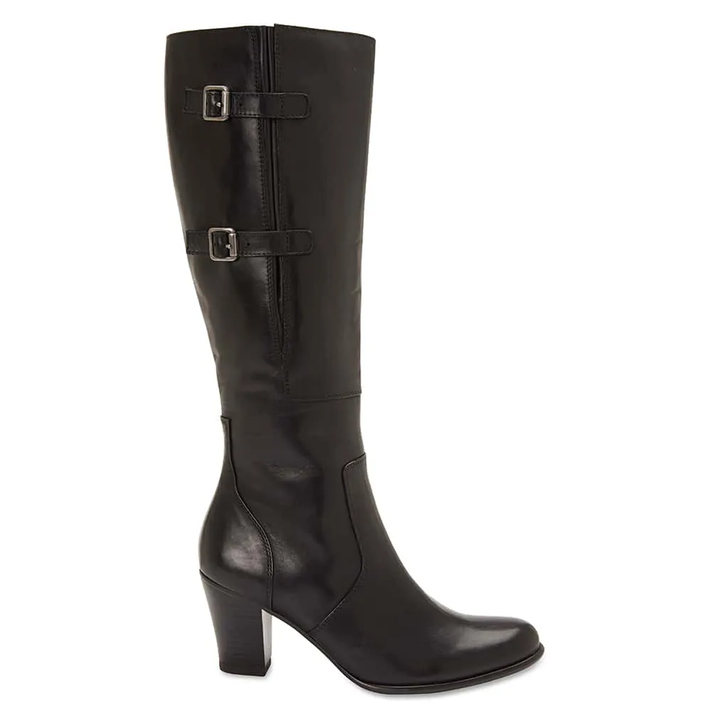 Victor Boot in Black Leather