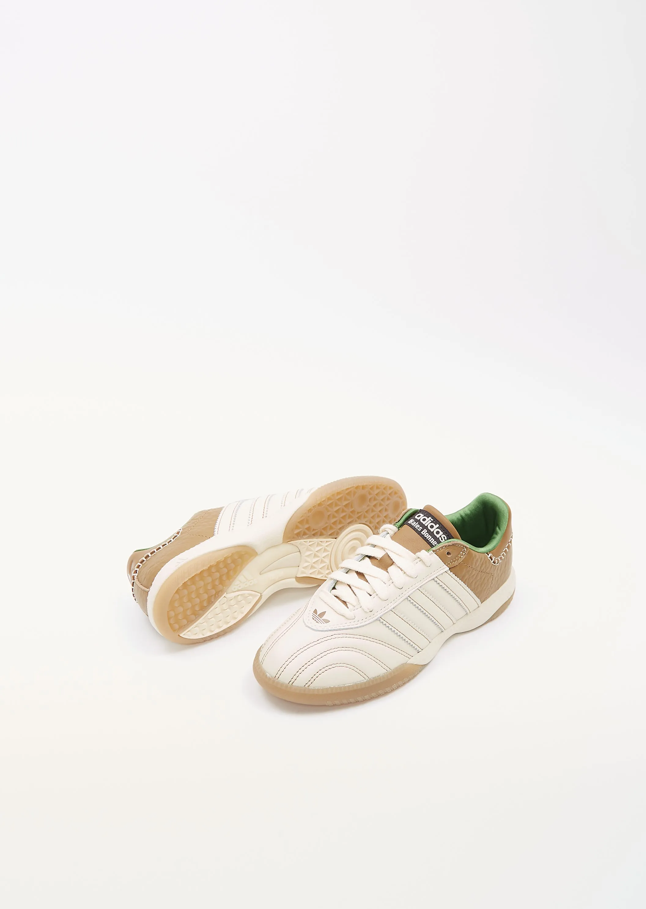 WB Samba Millennium
