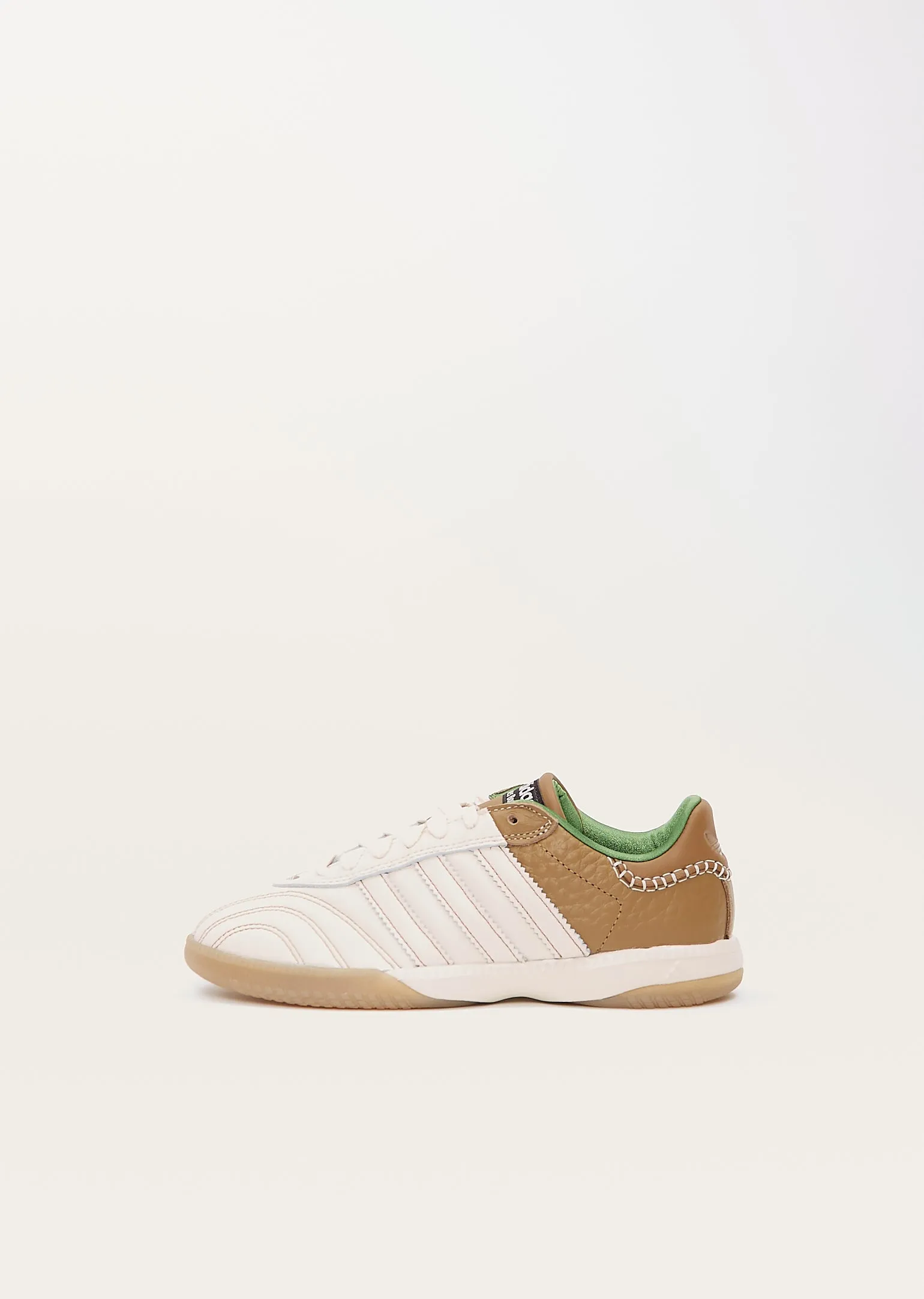 WB Samba Millennium