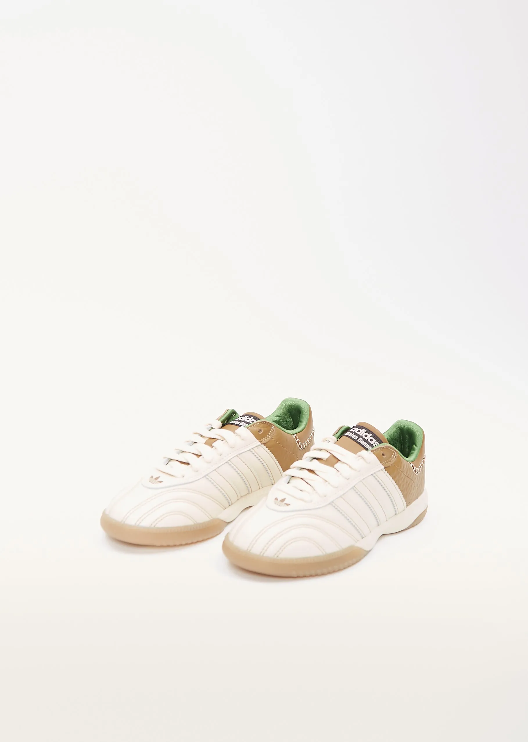 WB Samba Millennium