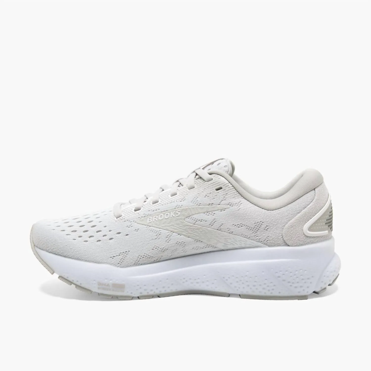 Women's Ghost 16 Running Shoes In White/white/grey
