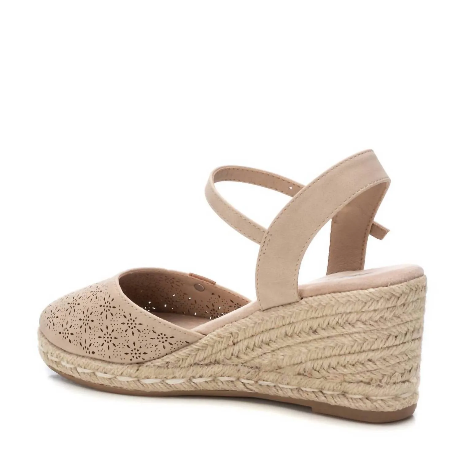 Women's Wedge Sandals In Beige
