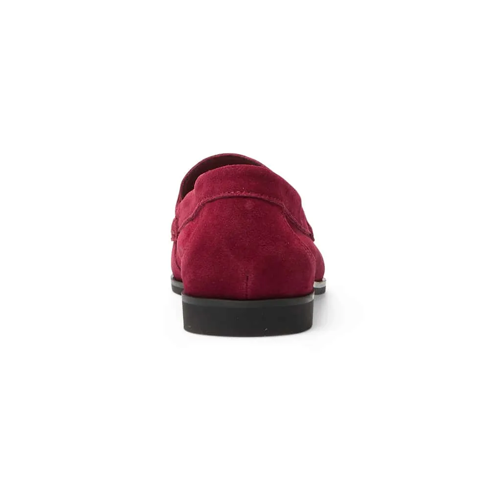 Zanna Loafer in Wine Suede Suede