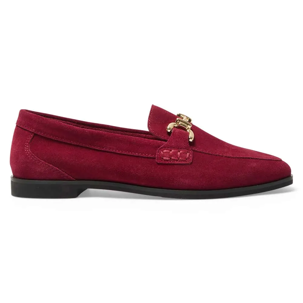Zanna Loafer in Wine Suede Suede