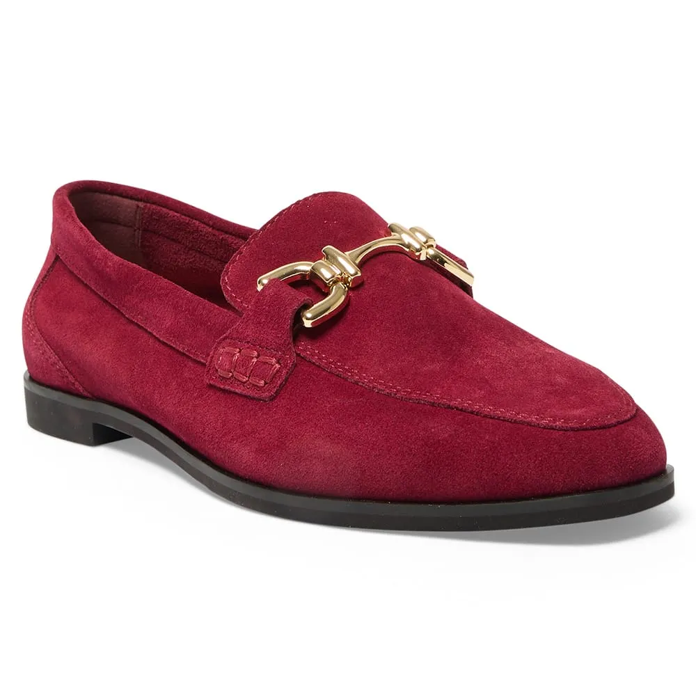 Zanna Loafer in Wine Suede Suede