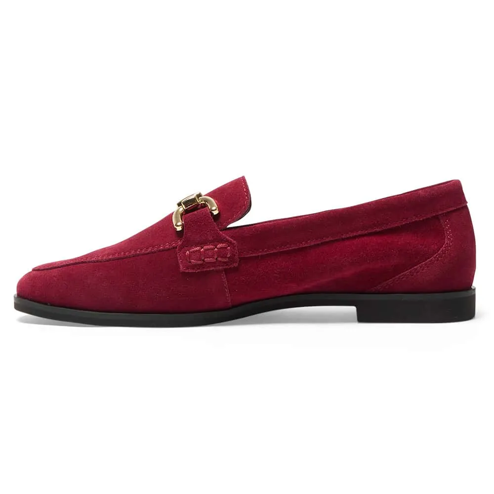 Zanna Loafer in Wine Suede Suede